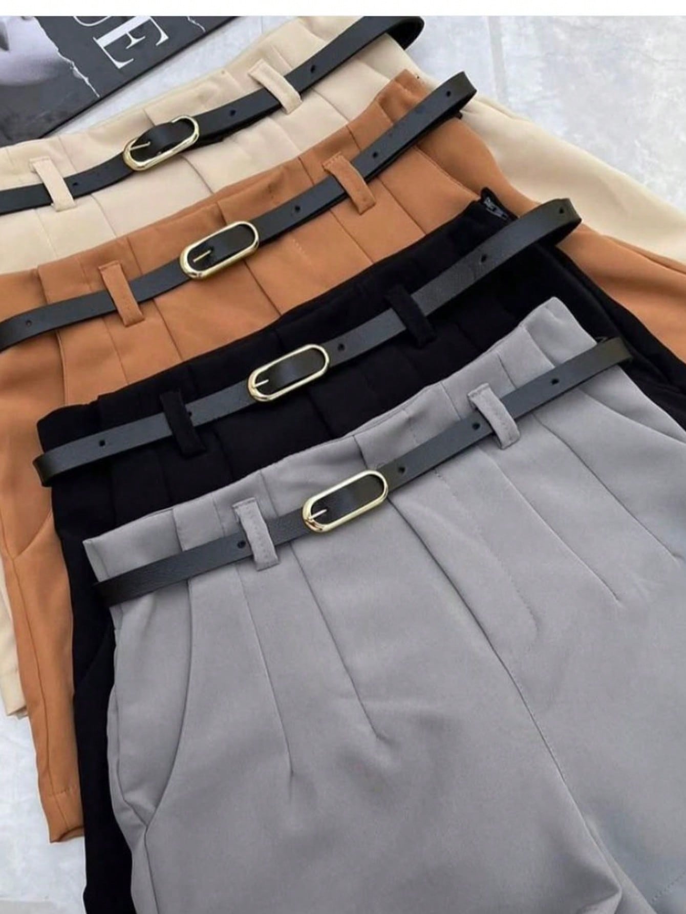 Short de Alfaiataria Cintura Alta com Cinto