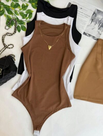 Body Feminino de Poliamida com Alças Largas