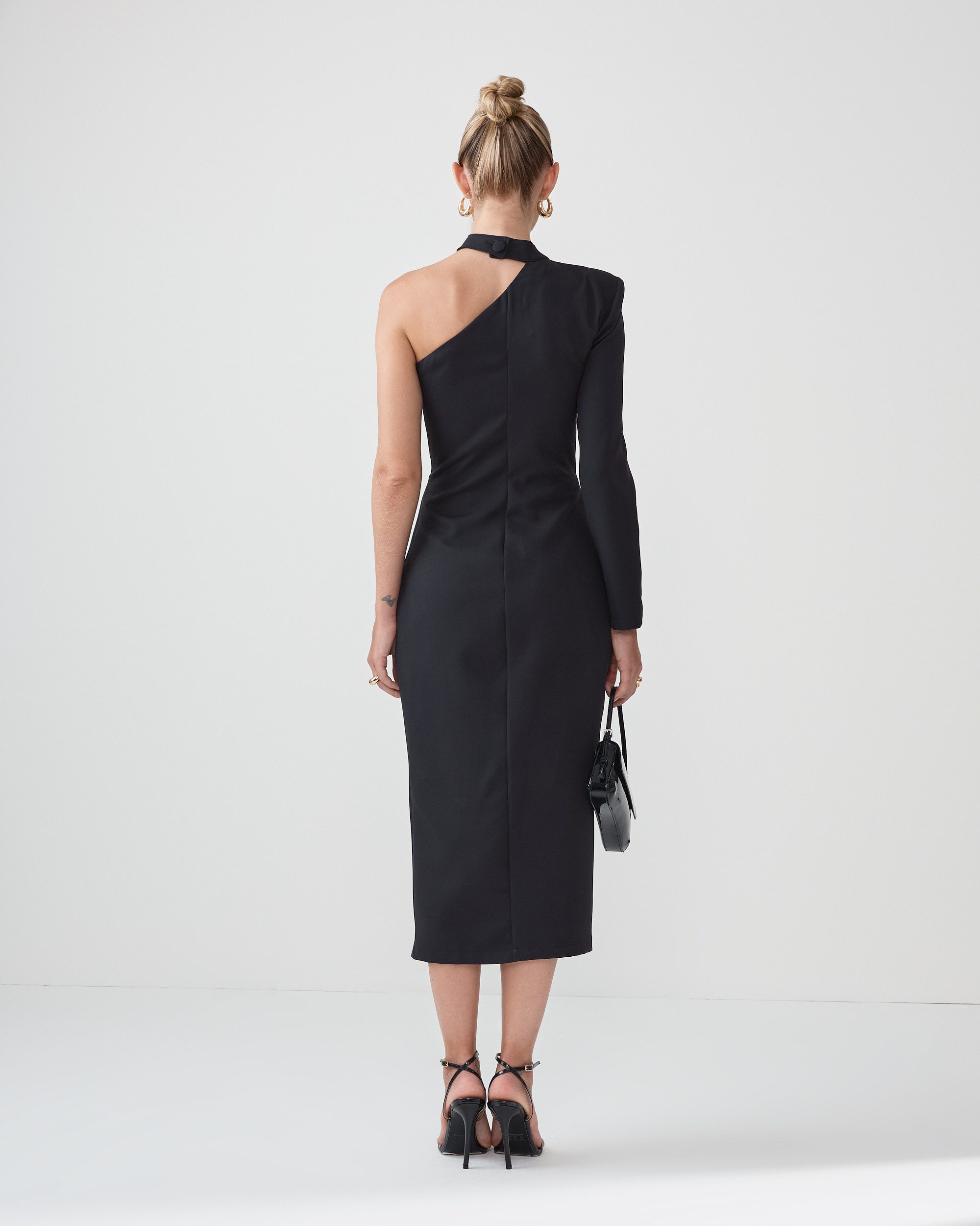 Vestido de Alfaiataria de Um Ombro Só com Manga Longa e Gola Choker Lídia - FIN230 - Imagem 6