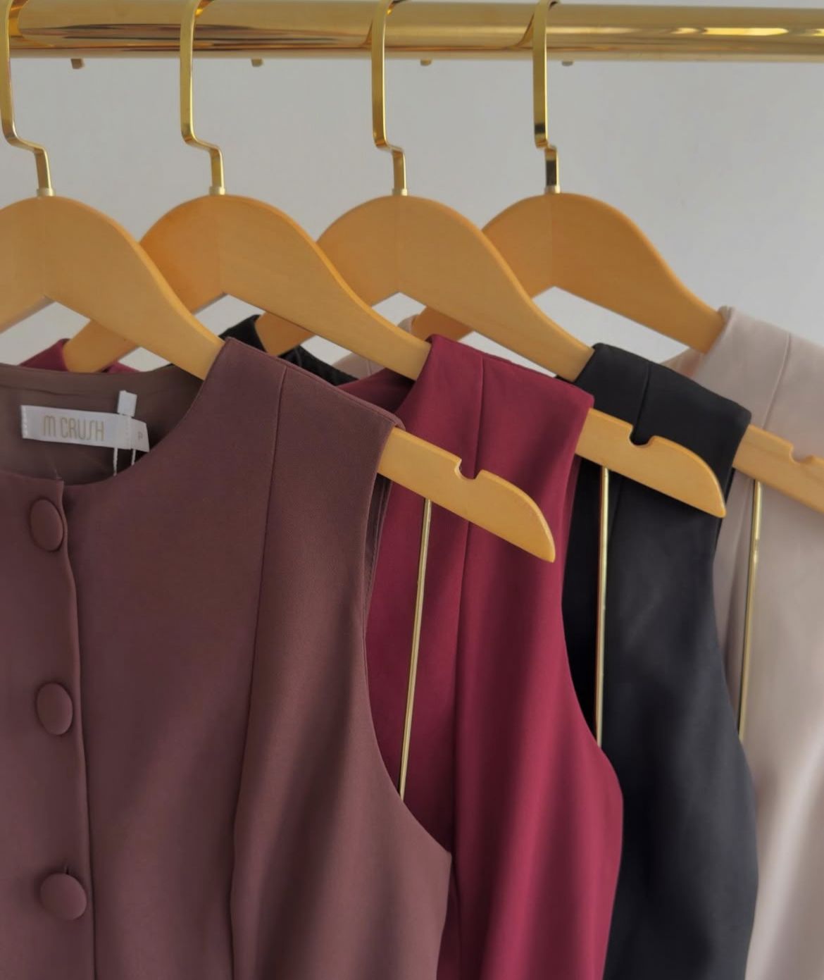 Vestido de Alfaiataria com Botões e Laço nas Costas Valentina - FIN228 - Imagem 3