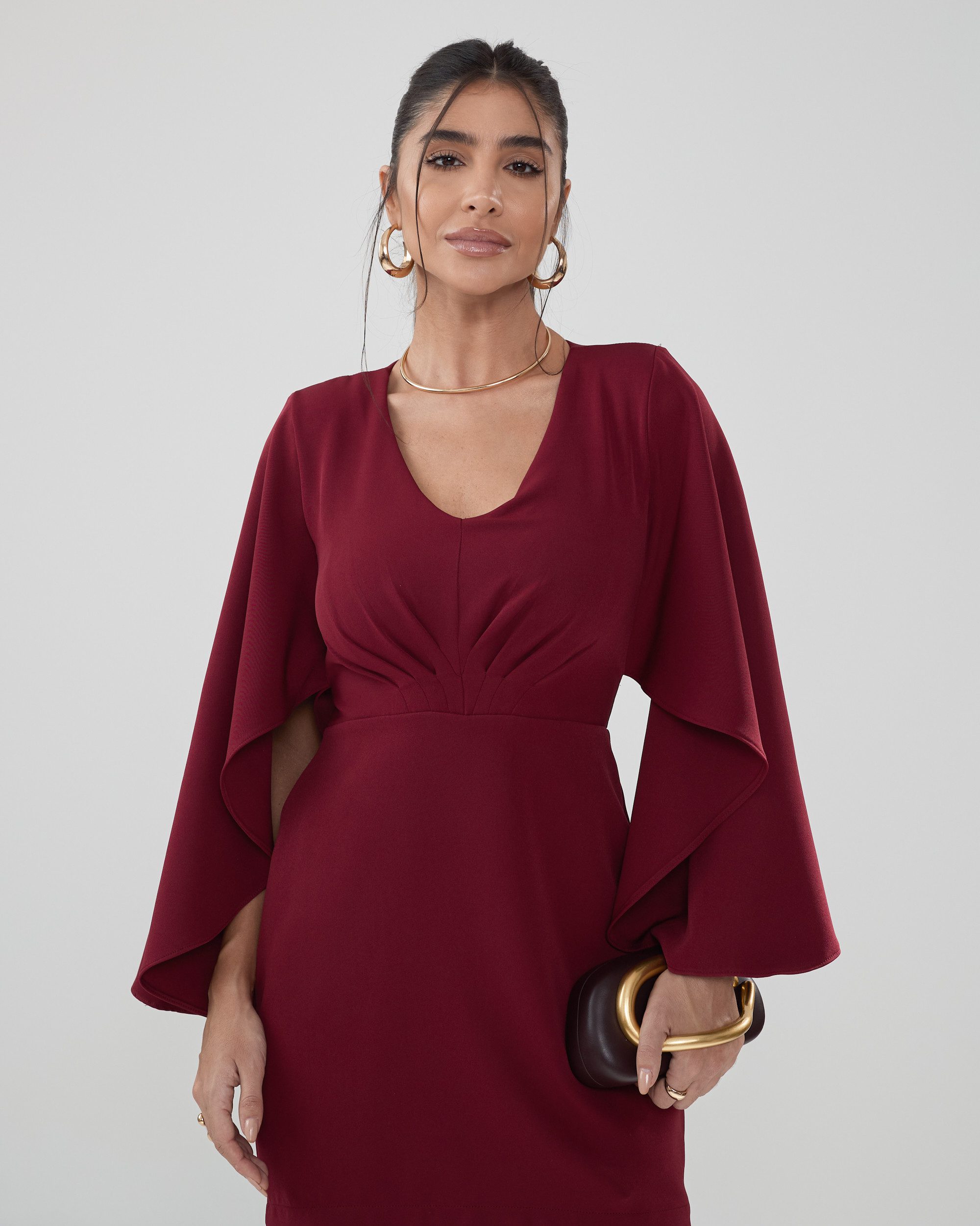 Vestido de Alfaiataria Curto com Manga Morcego