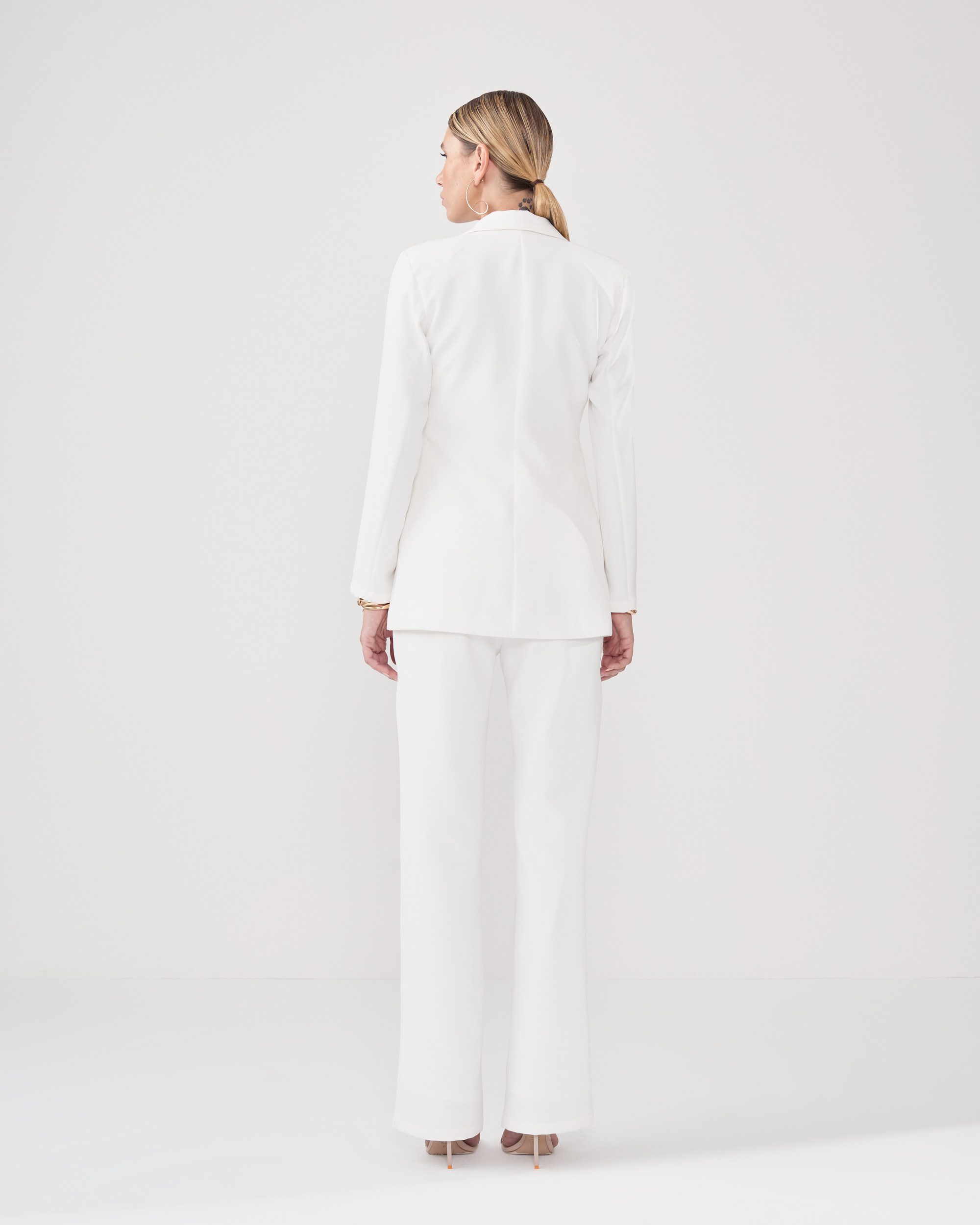 Blazer de Alfaiataria Alongado com Ombreiras Dalila - FIN205 - Imagem 4