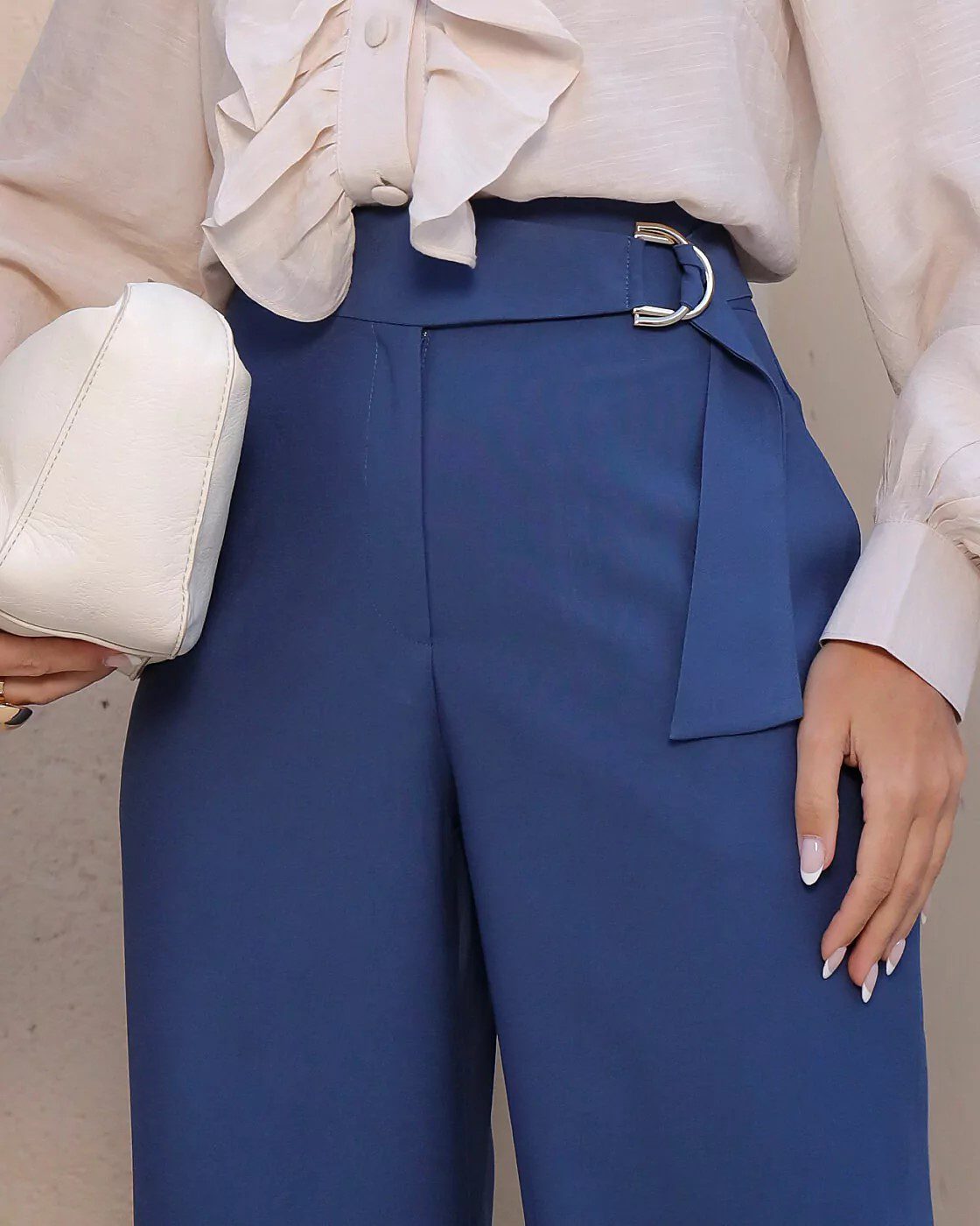 Calça de Alfaiataria Feminina Cintura Alta Reta Miriam - FIN179