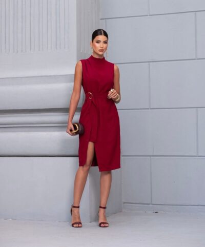 Vestido de Alfaiataria com Gola Alta e Fenda Frontal Felina - FIN178